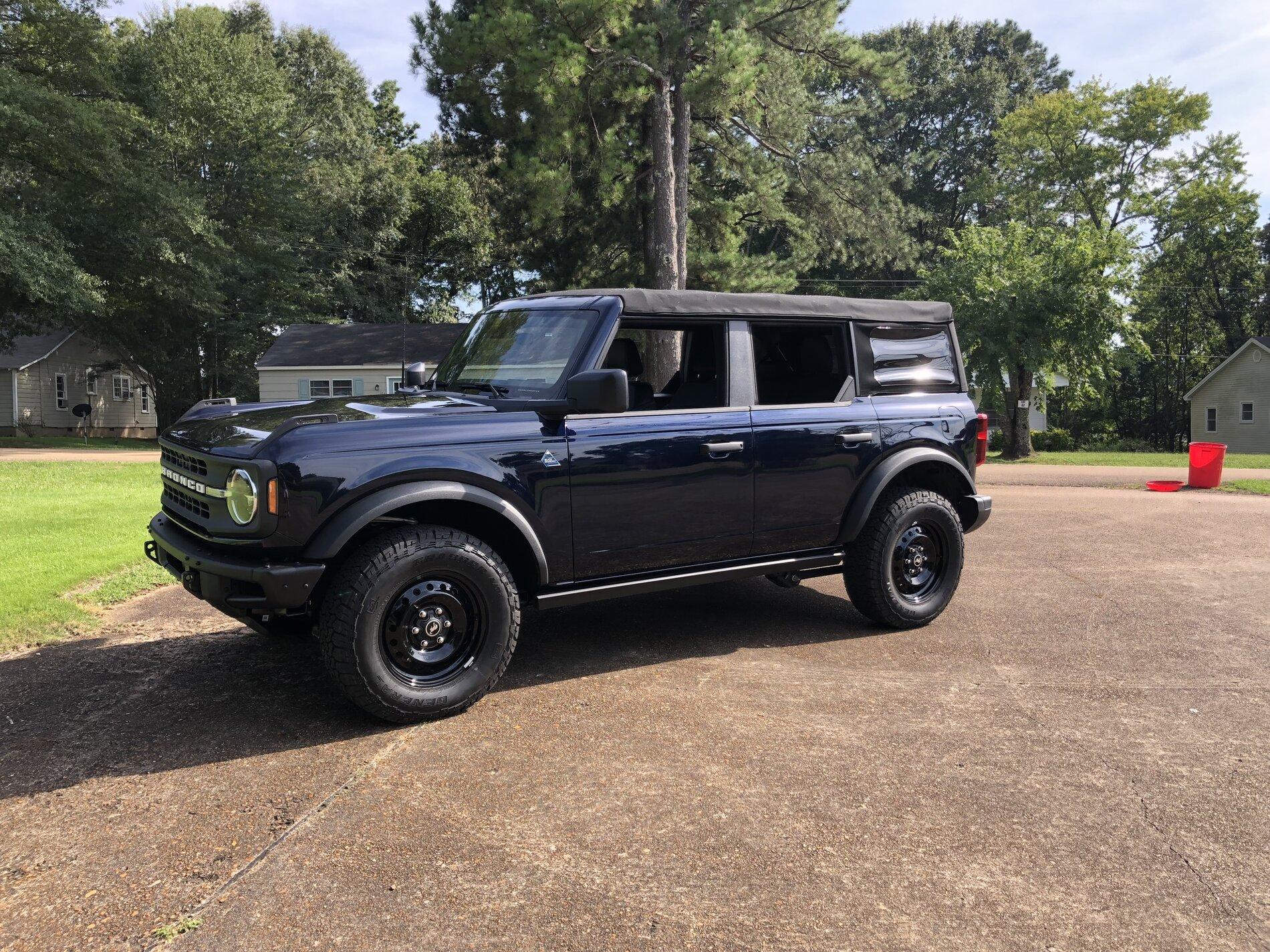 Ford Bronco Ultimate Black Diamond Non-Sasquatch pics thread 80A0D4EB-BE92-455A-949E-D7BD28400D90