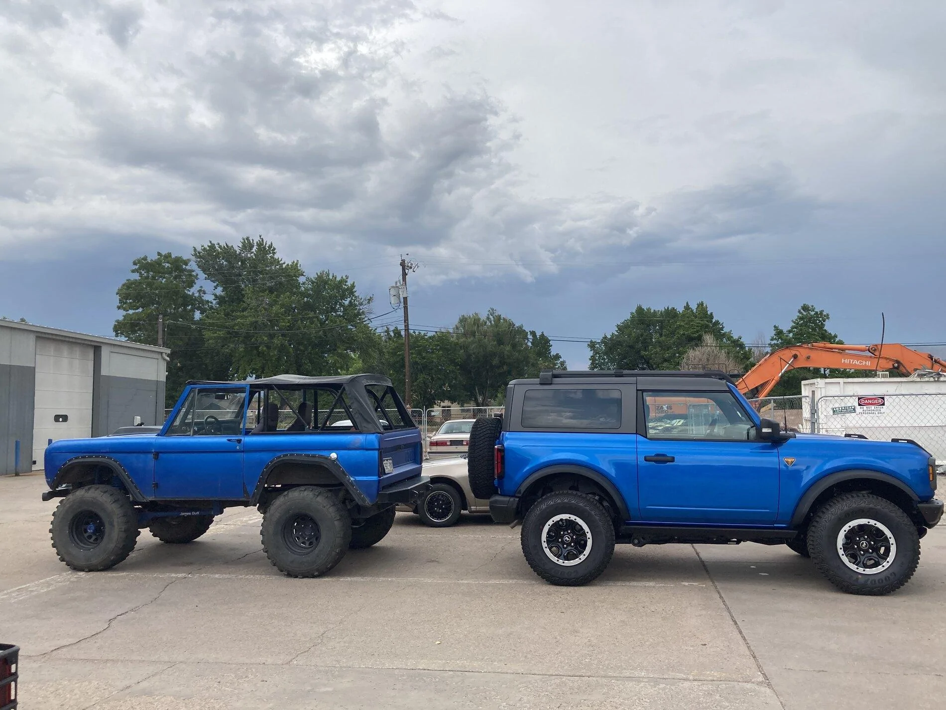 Ford Bronco Bronco Team 2 door. 0FC674C6-CC9E-4CAE-8126-686599ED028A