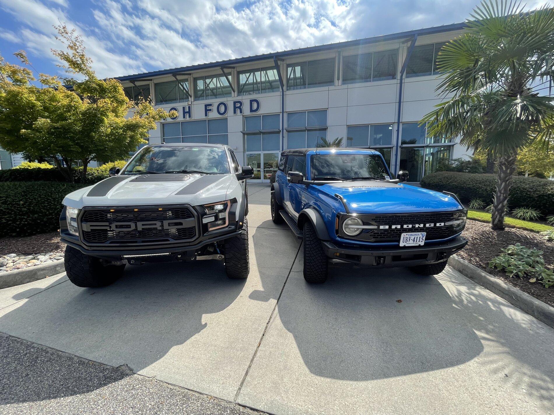Ford Bronco Bronco Wildtrak VS F150 Raptor Comparison with Photos Q787OuRESSeBQhRNSXb8q