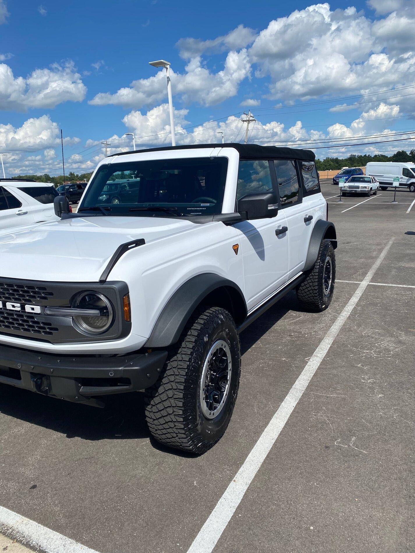 Ford Bronco 🛠 8/30 Build Week Group IMG_3140
