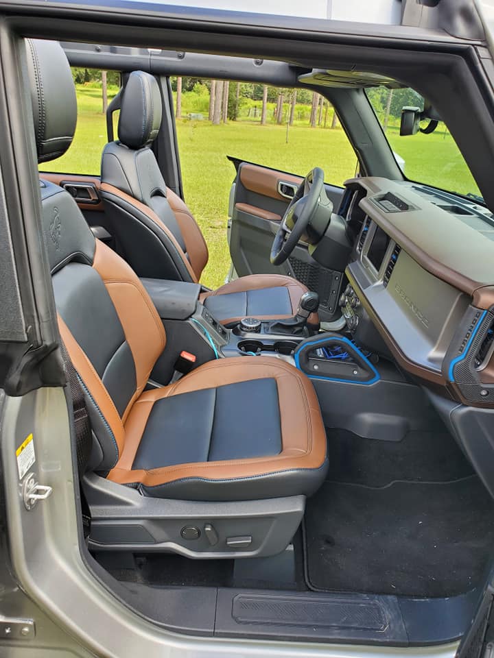 Ford Bronco OBX or Wildtrak? Interior front