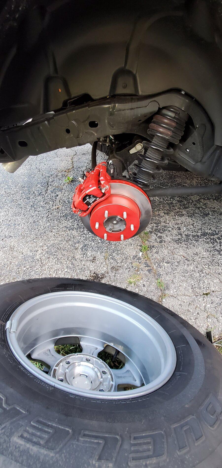 Ford Bronco Brake paint job 20210910_184558