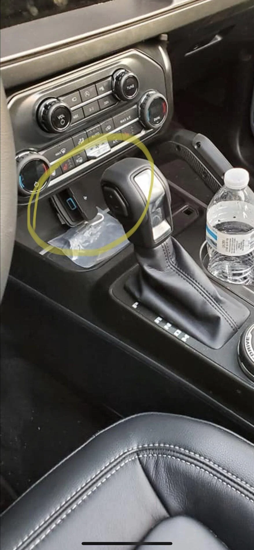 Ford Bronco USB Ports and a coffee maker ! EA1AAE38-0BAE-4E95-82B6-A8B63B1B159C