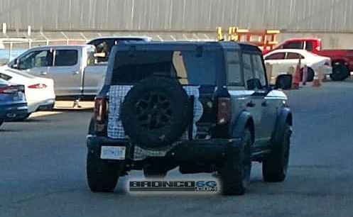 Ford Bronco Spotted: Badlands No-Sasquatch Bronco On 33″ Tires [Updated With Interior] 2021 Bronco Badlands No Sasquatch at Livonia Automactic Transmission Ford 13