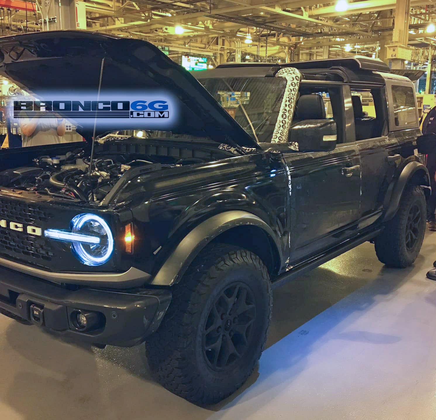 Ford Bronco Spotted: Badlands No-Sasquatch Bronco On 33″ Tires [Updated With Interior] 2021 Bronco Badlands No Sasquatch at Livonia Automactic Transmission Ford 15