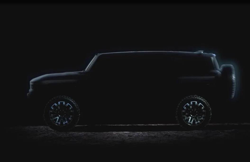 Ford Bronco Electric HUMMER EV vs. Bronco 1596072565642