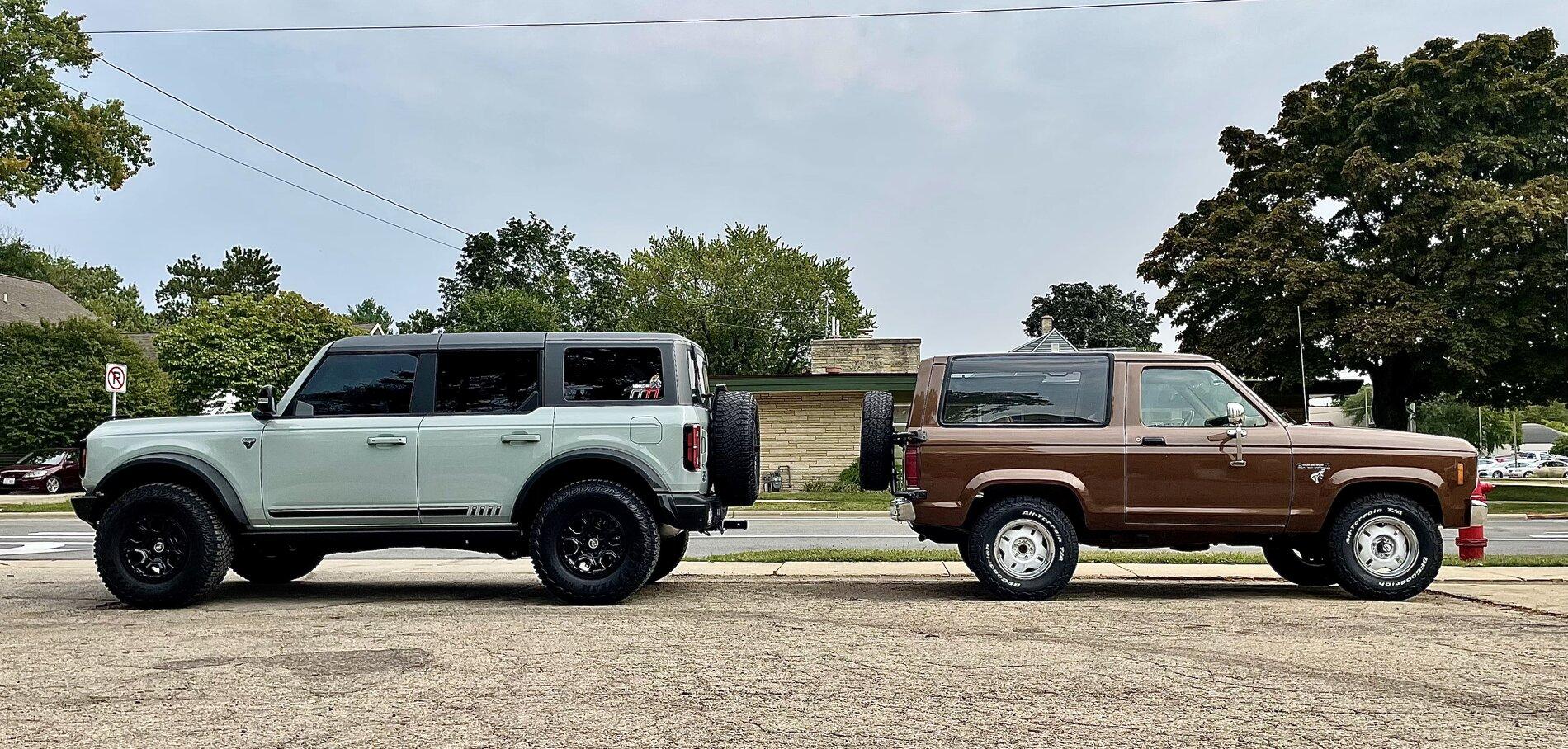 Ford Bronco First Edition next to Bronco2 size comparison FD90784F-B6D7-4966-944E-84BF587AF1FD