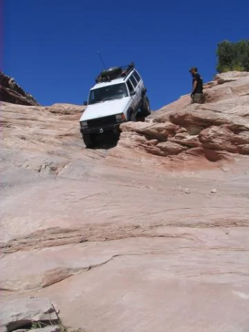 Ford Bronco Bronco vs XJ user27417_pic60026_1357346359