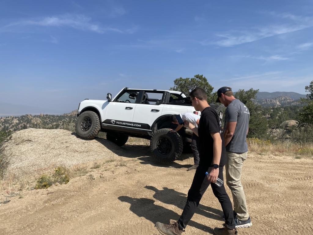 Ford Bronco Bronco Super Celebration West Highlights?!?!? UNADJUSTEDNONRAW_thumb_b70