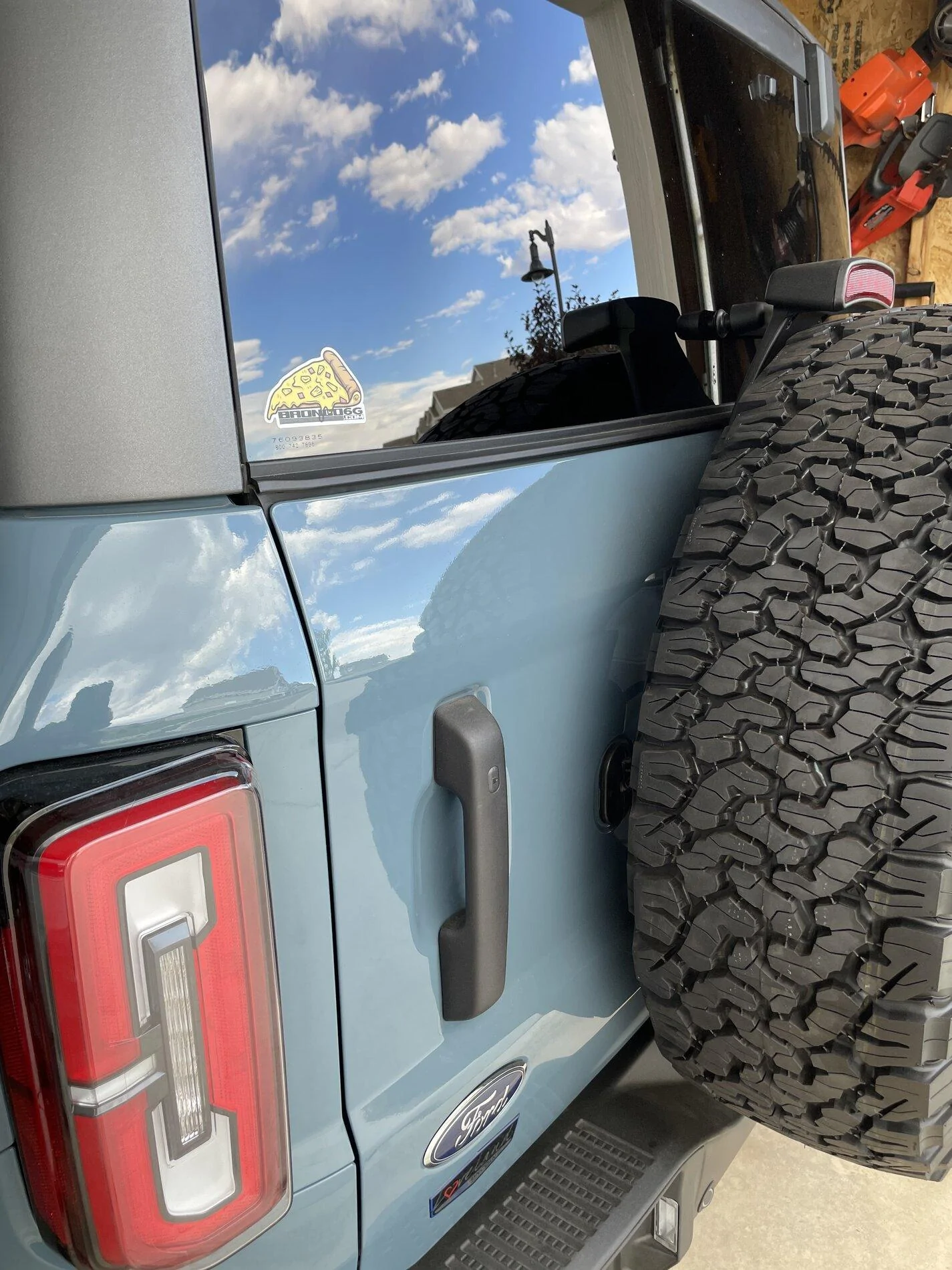 Ford Bronco B6G Sticker 89F490F8-9412-43EE-BCAD-5332AAEB5155