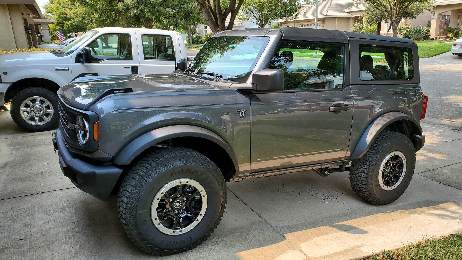 Ford Bronco Are 2 doors out there yet? 20210820_133641