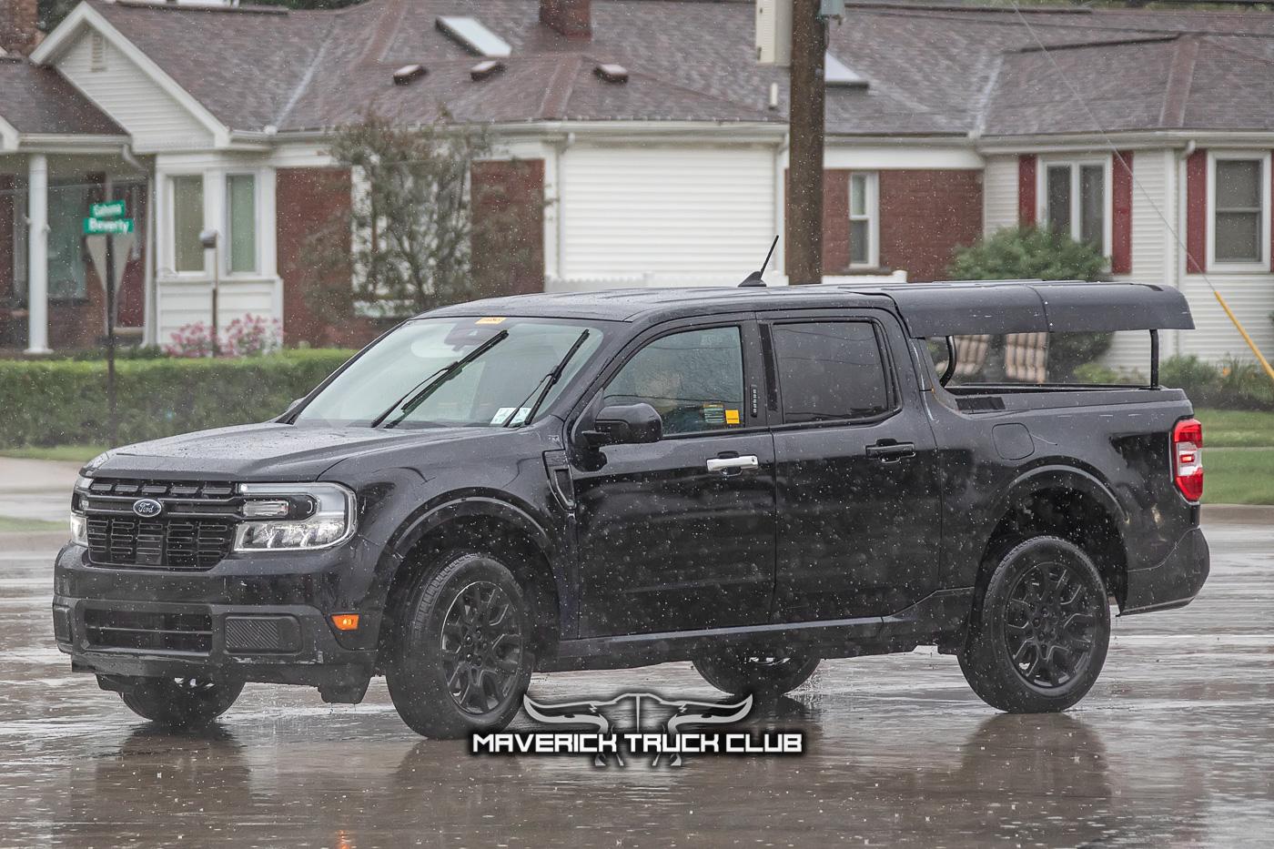Ford Bronco Video: Bronco Raptor spotted with FORD grille, amber DRL, wide third brake light C0CE62BF-ED33-481A-BD07-9DC2E62E42A6
