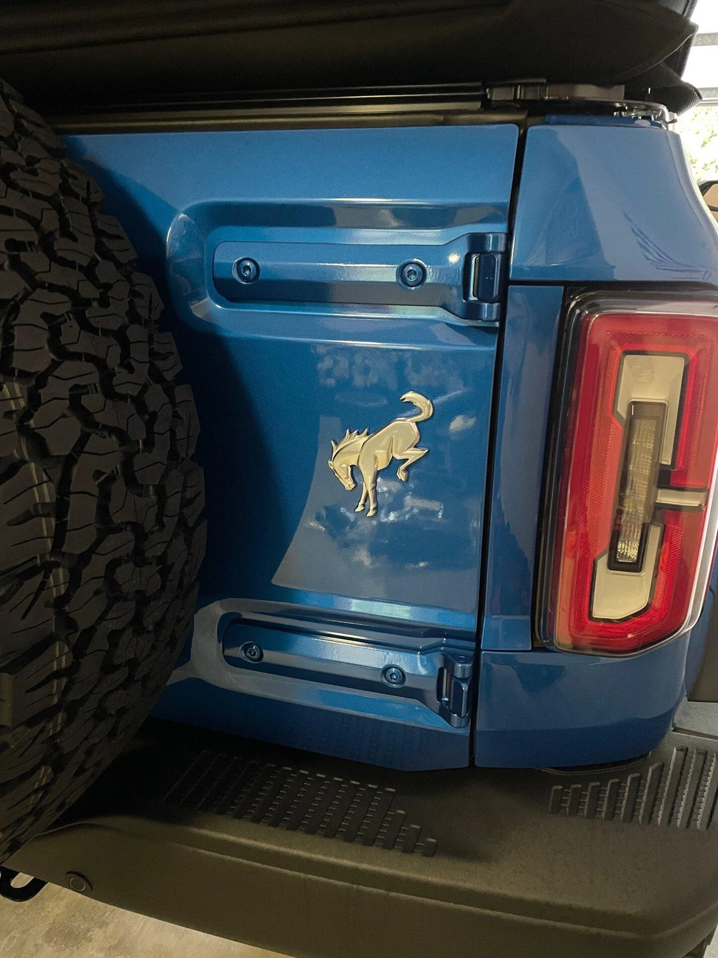 Ford Bronco Black Plasti-Dip on rear Bronco emblem IMG_7711