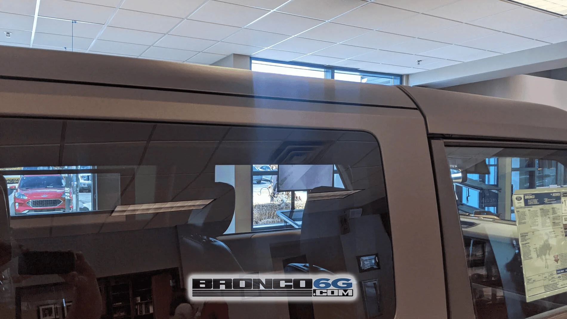 Ford Bronco MIC Top 2.0 First Look? [Speculation] 1631886310714