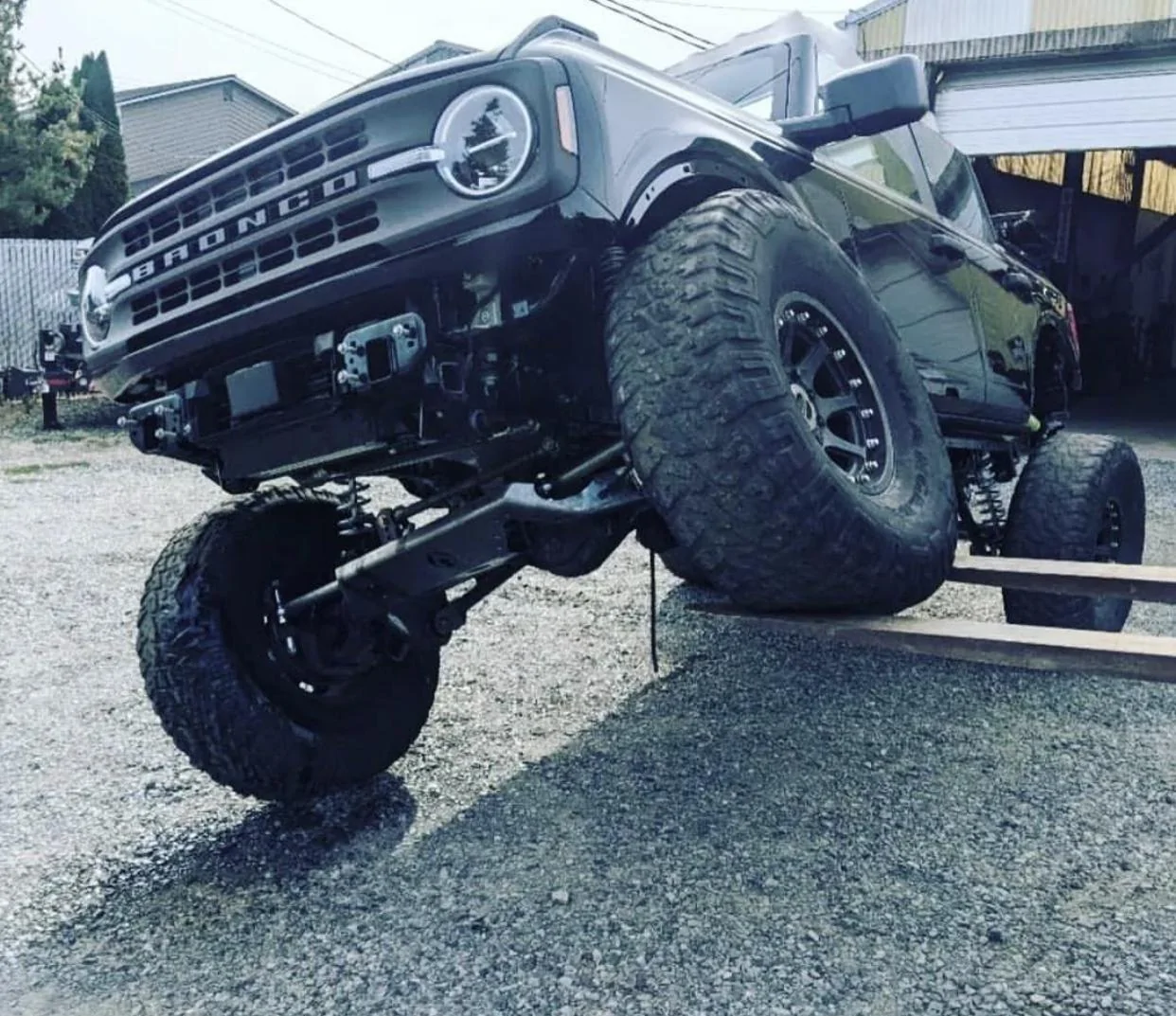 Ford Bronco DelFab Solid Axle Swap Bronco SEMA Build Stretching Out 🐎 EC0F63B6-E3DA-477D-A307-6D7E6EB6F9BE