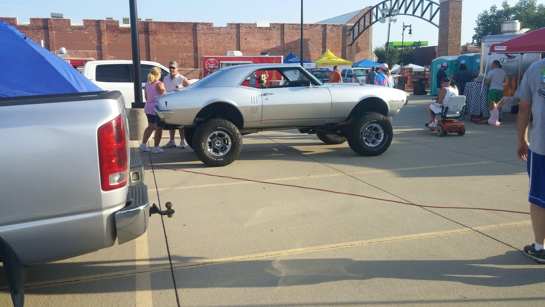 Ford Bronco 2-Door Bronco Glamour Shots? 0714181914
