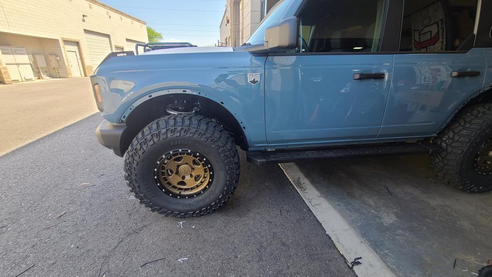 Ford Bronco Anyone doing Fifteen52 wheels? 242030056_112949967791941_572328821814992644_n