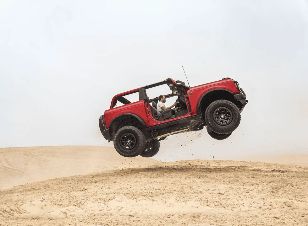 Ford Bronco 2-Door Bronco Glamour Shots? F09D7B32-F26E-432F-B58B-CE605C1B66C1