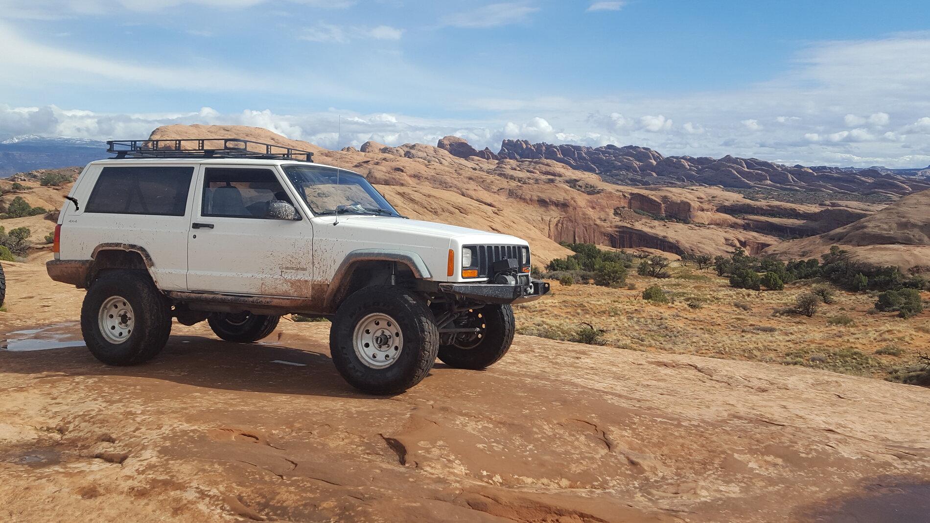 Ford Bronco 2-Door Bronco Glamour Shots? 20181011_150410