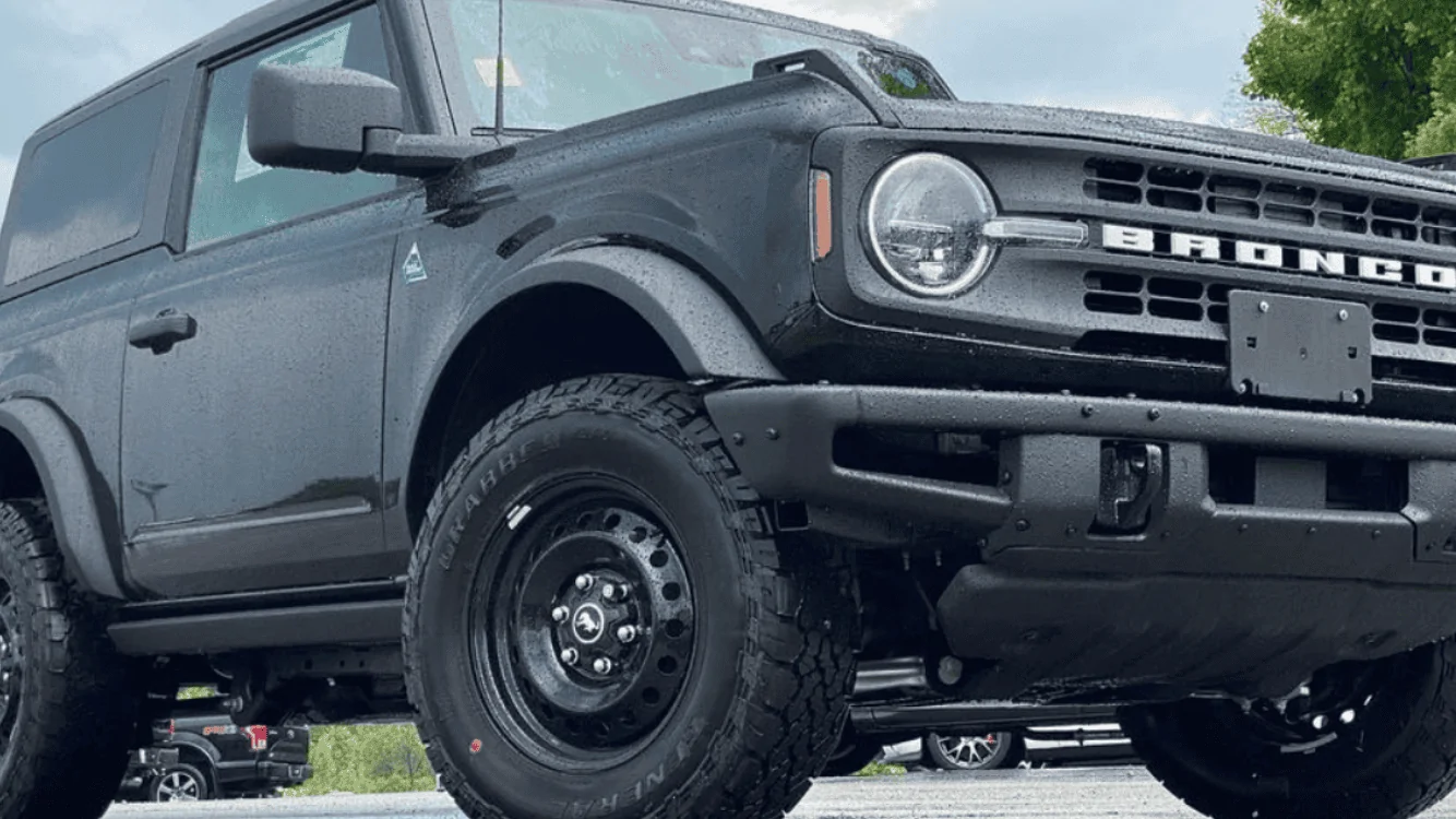Ford Bronco MURDERED OUT 697EAACA-9E74-412D-BC35-614CB31FDC19