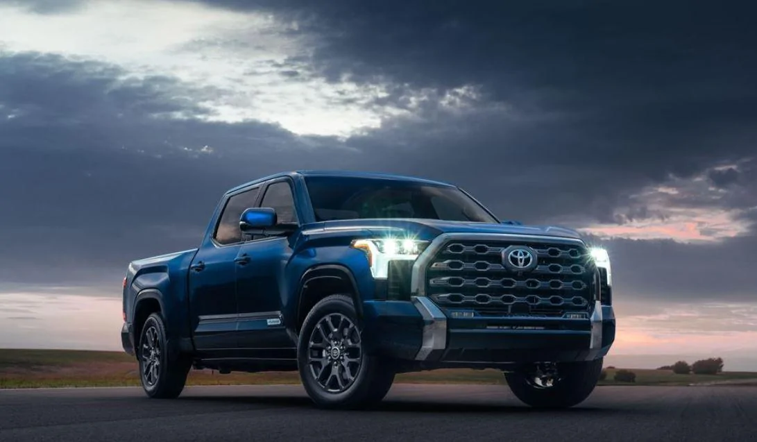 Ford Bronco 2022 Tundra (Car and Driver) 11111