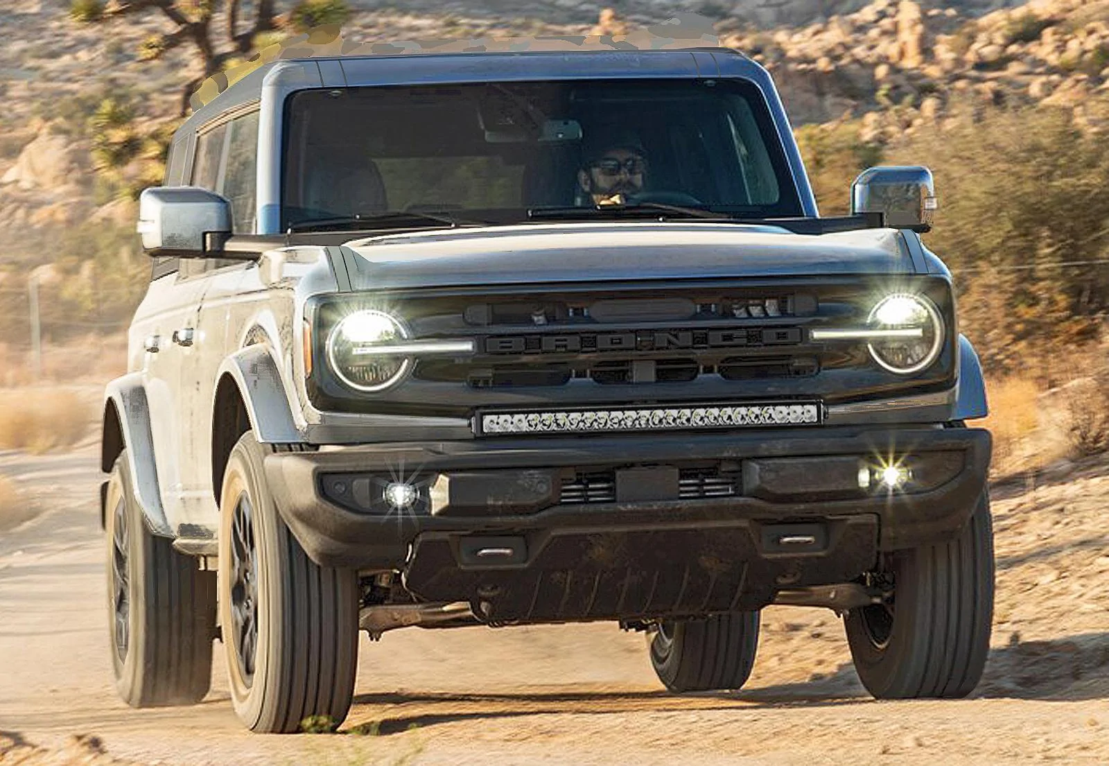 Ford Bronco ICONIC SILVER Bronco Club bl 4 door 9