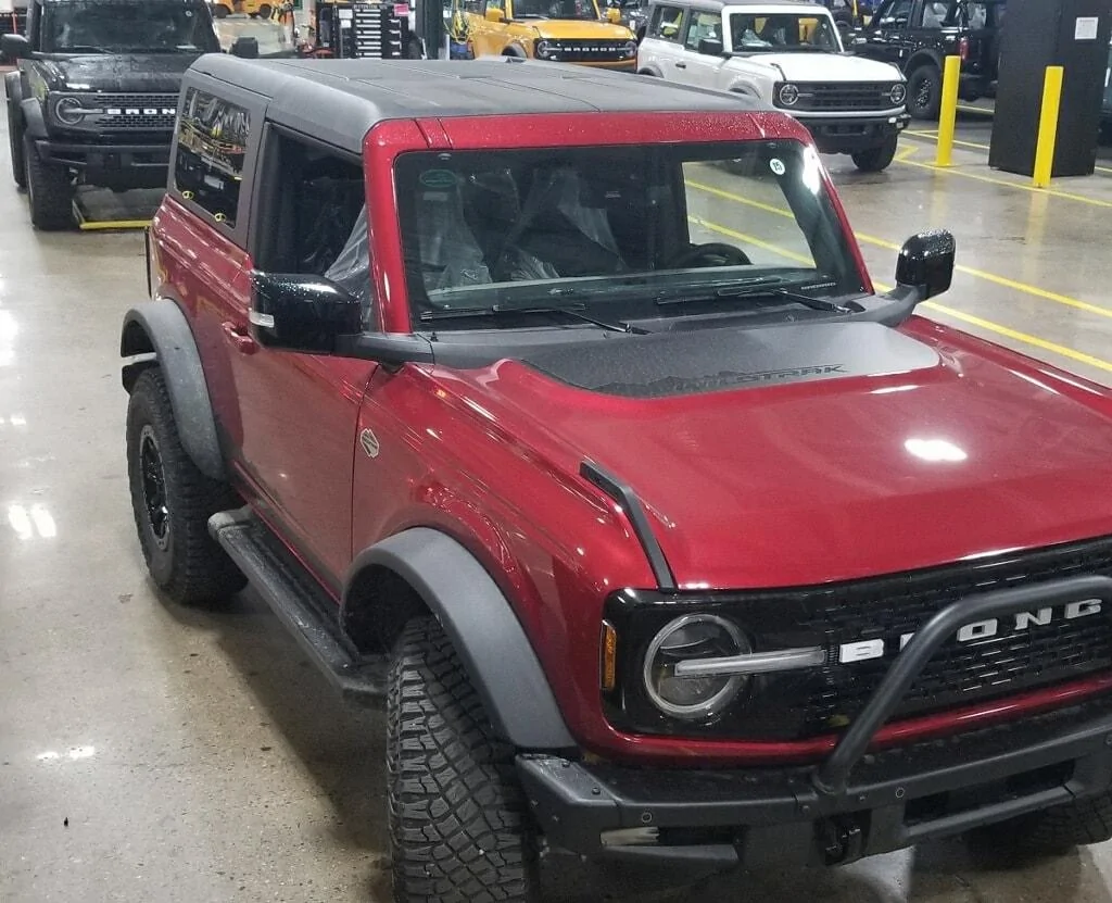 Ford Bronco MIC 2.0 Top on "Dirt Mountain" Broncos Spotted @ MAP Mic 2.0 top Bronco production lin