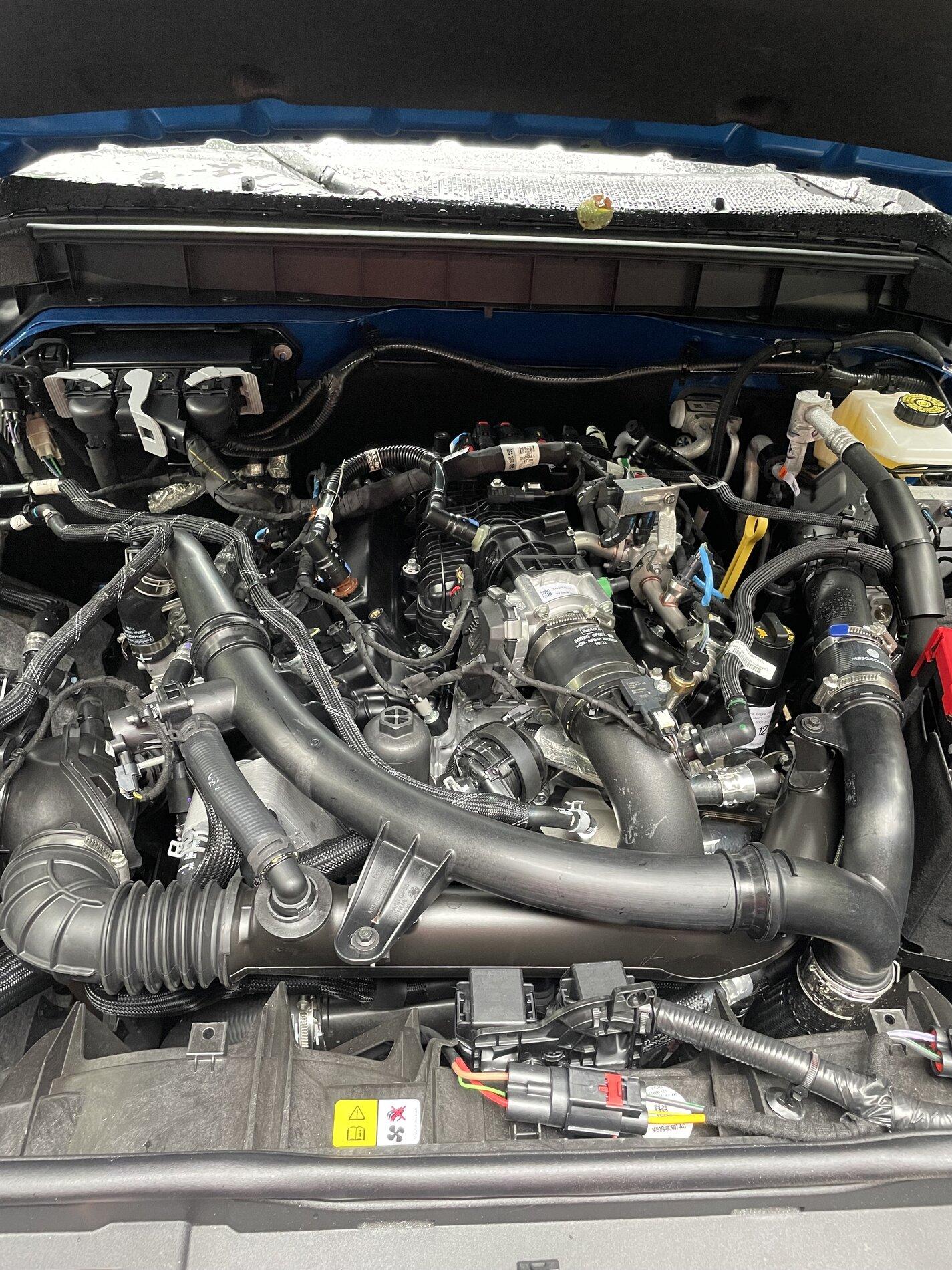 Ford Bronco Starting life with a 4dr Badlands Sasquatch - an owner's review b_engine-