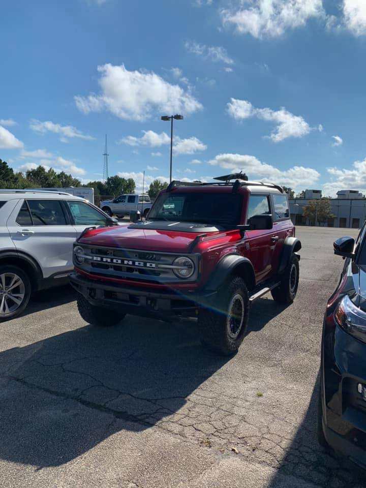Ford Bronco Pics: Ford Accessory Hood Scoop and Fender Flares by Air Design installed on 2021 Bronco 2-Door Big Bend 2021 Ford Bronco Hood Scoop - Ford Accessory4