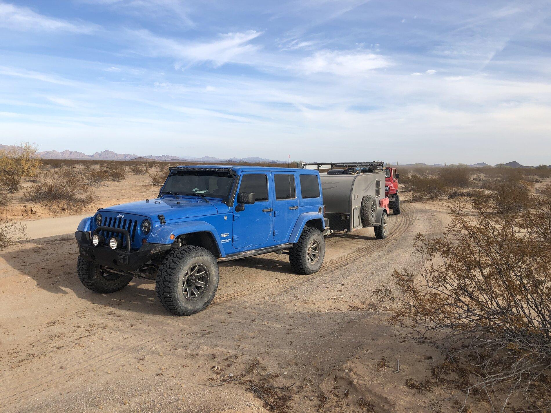 Ford Bronco Bronco spotted being painted grabber blue!!! IMG_3923.JPG