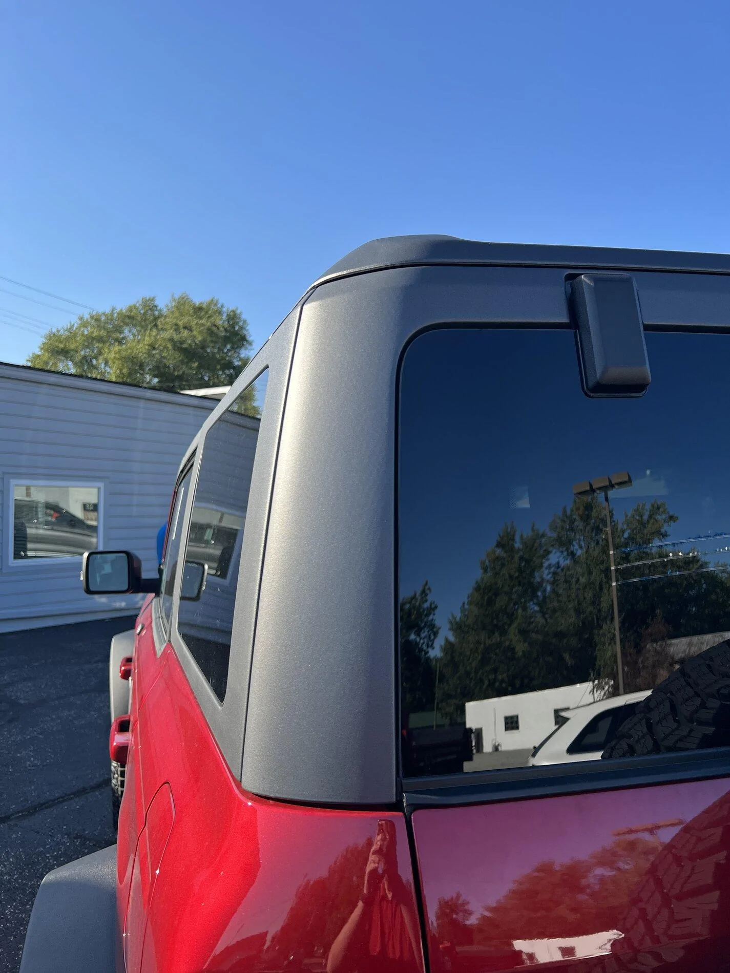 Ford Bronco MIC 2.0 (?) Hardtop Closeup Pics on 2021 Bronco 02FC468A-0131-43BB-8AA6-2AECF5A9BA6F