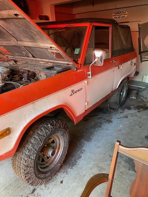 Ford Bronco Older Bronco, who can identify? IMG_0328