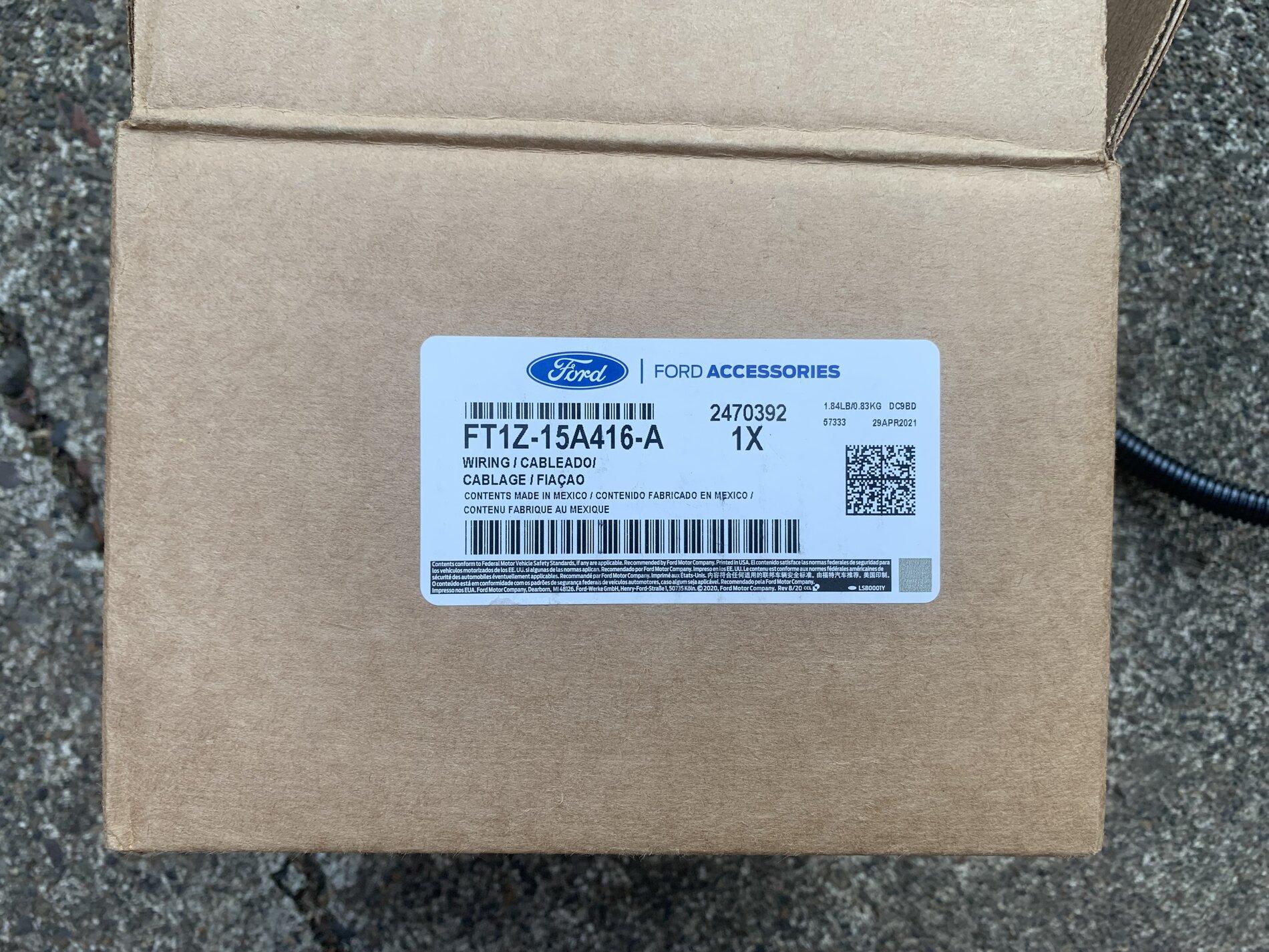 Ford Bronco Self wiring flat four-pin hitch receiver 09B225BF-9783-41FD-87DA-FD3436CD8690
