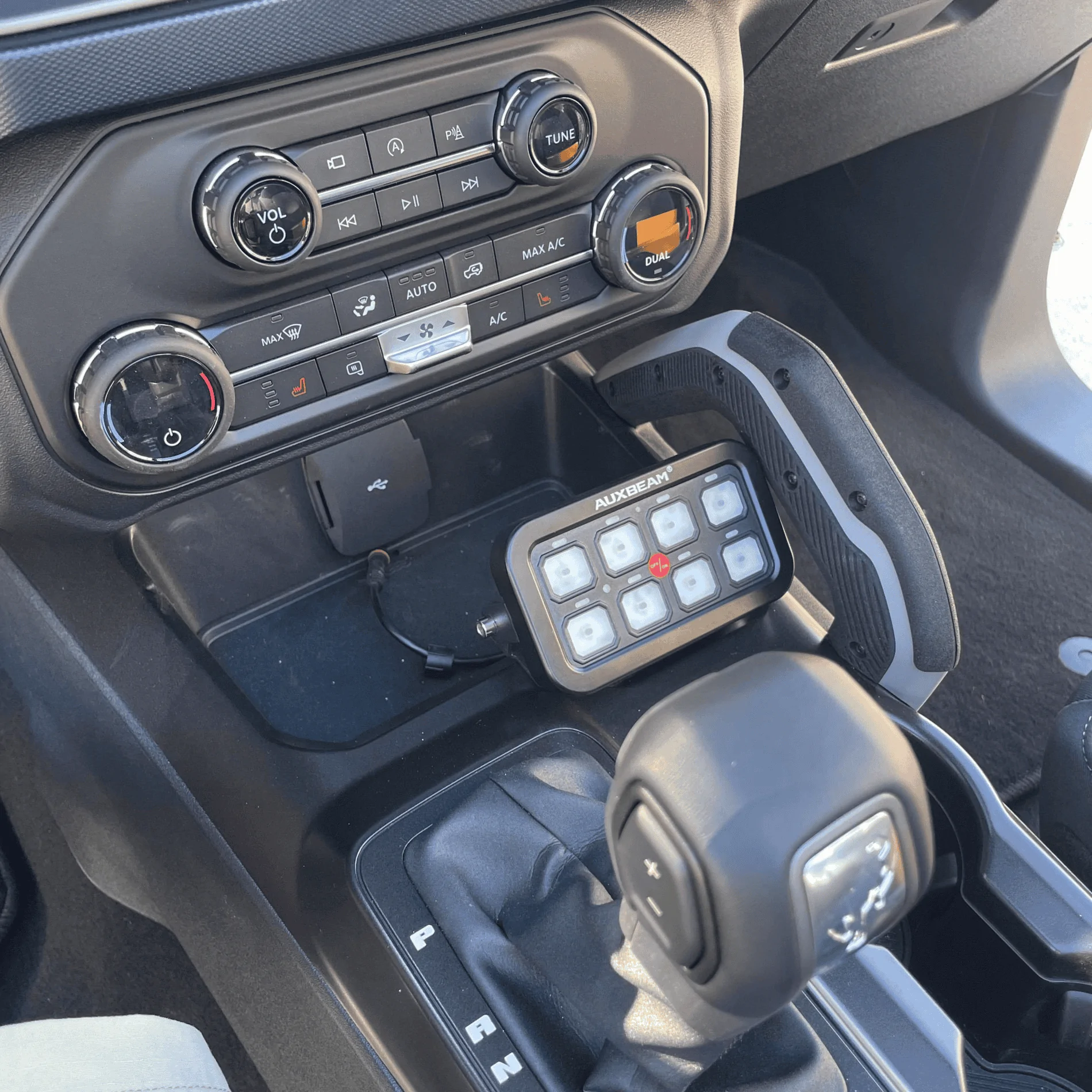 Ford Bronco Aftermarket Switch Panel Installation 1632600337366