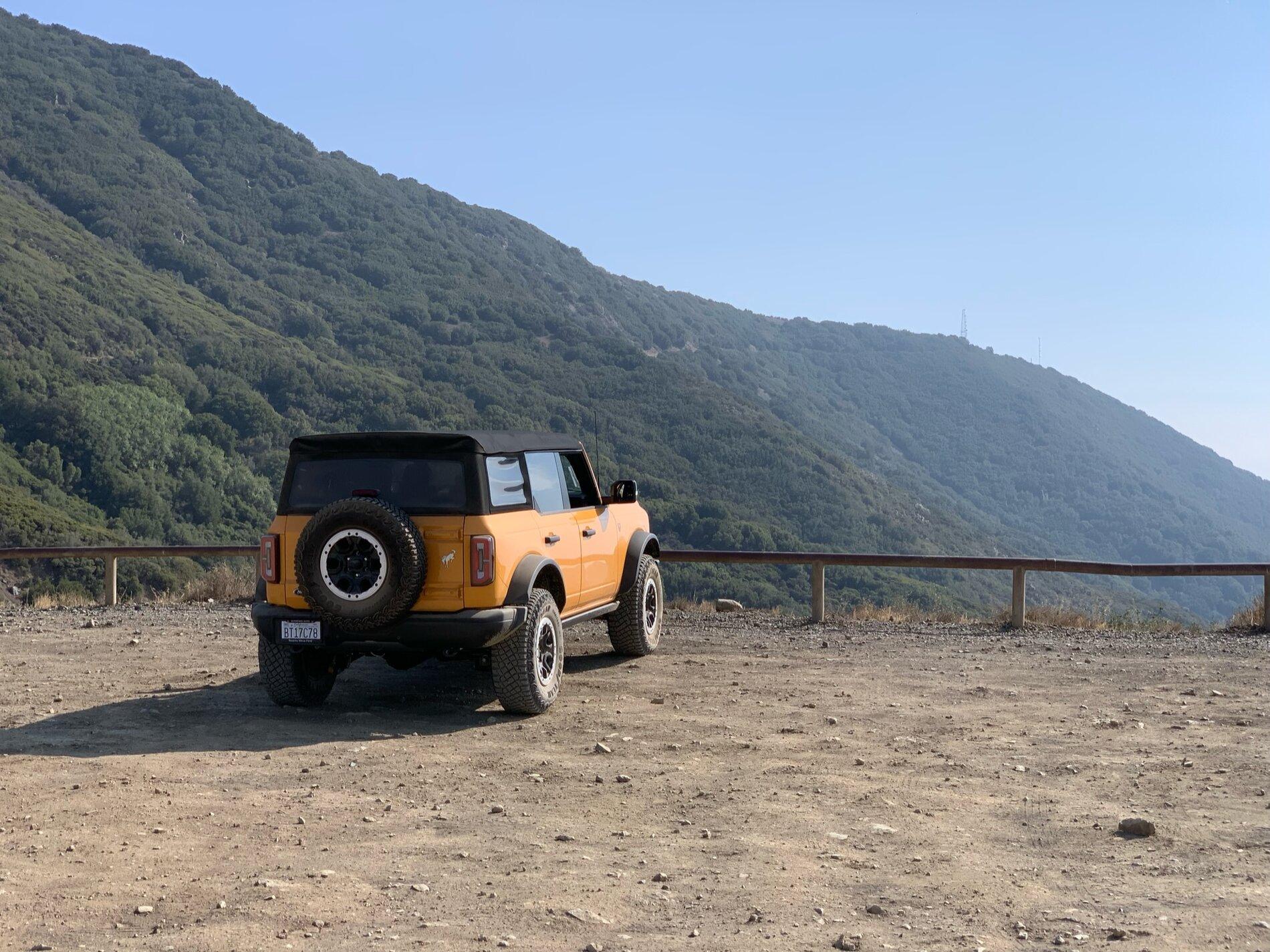 Ford Bronco Up the mountain with our Badlands 5D08C820-D677-4DC9-B85C-AED7E80DE113