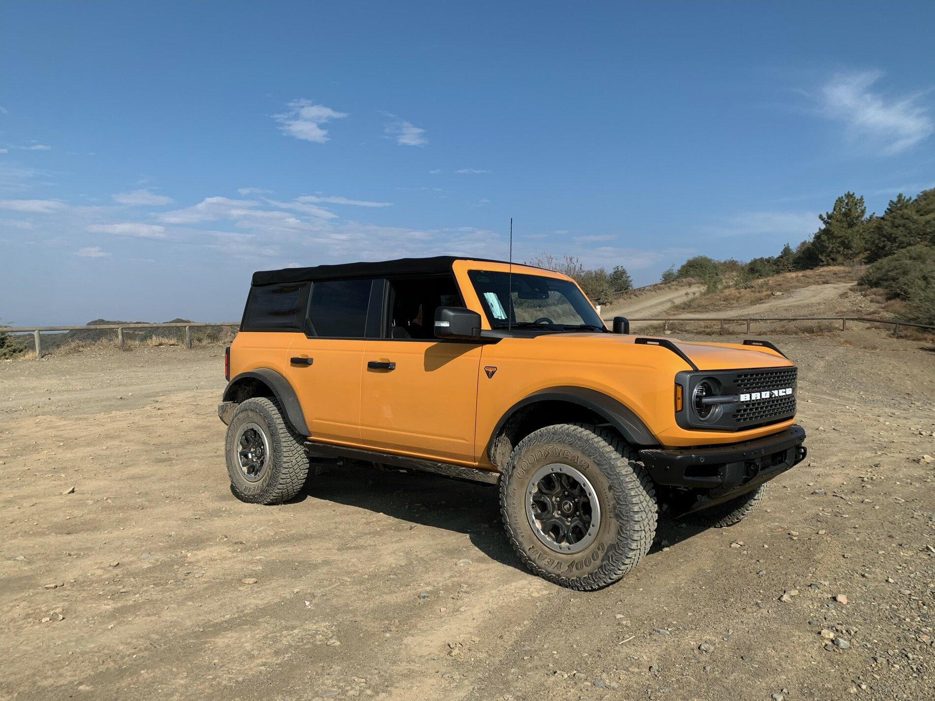 Ford Bronco Up the mountain with our Badlands B61F197B-FAD0-446A-8D67-E1E4891D36EC