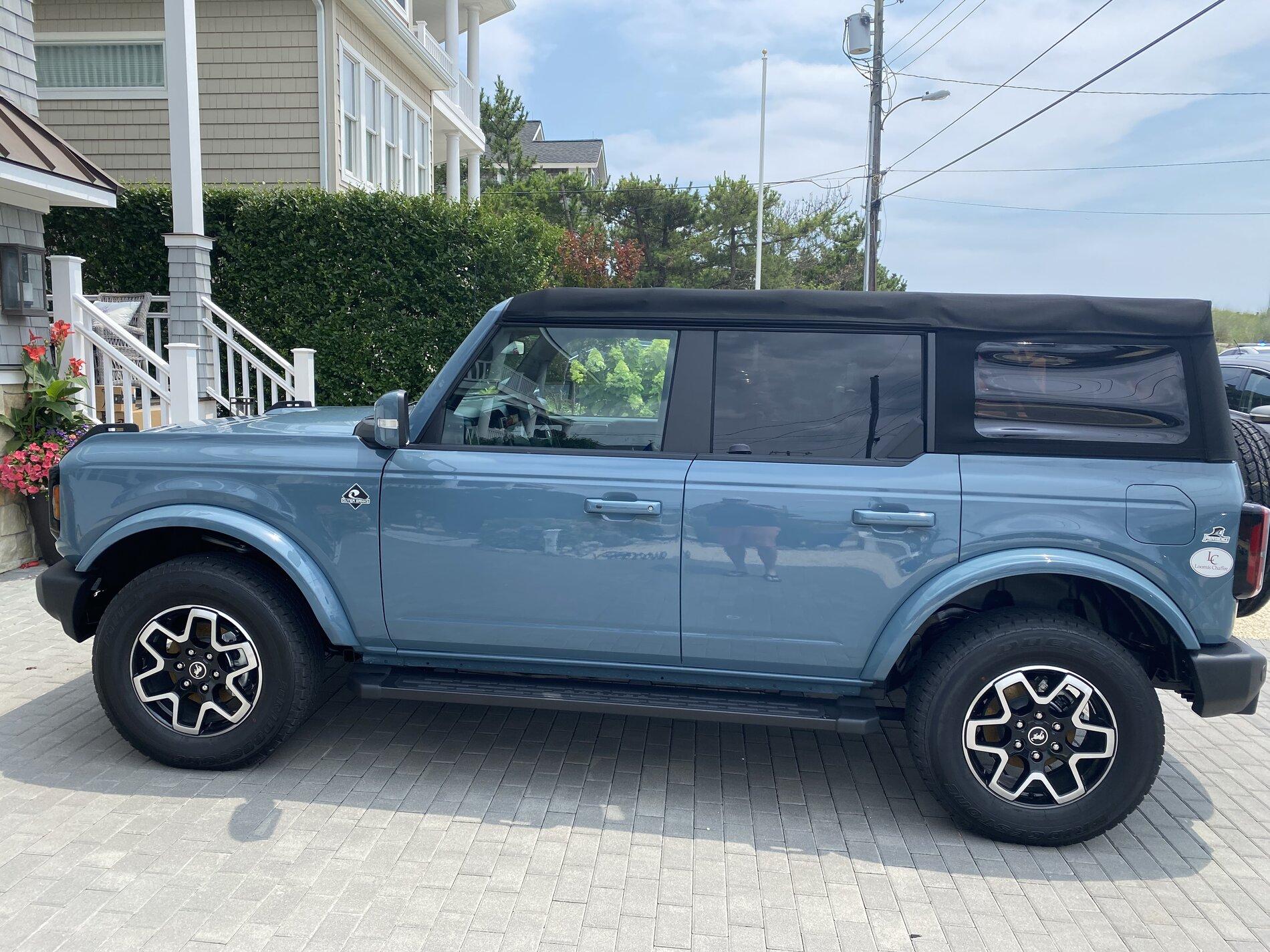 Ford Bronco Bronco Outer Banks Non Sasquatch Spotted E09D3B22-B515-4954-BE8A-9C6636B4A9B3