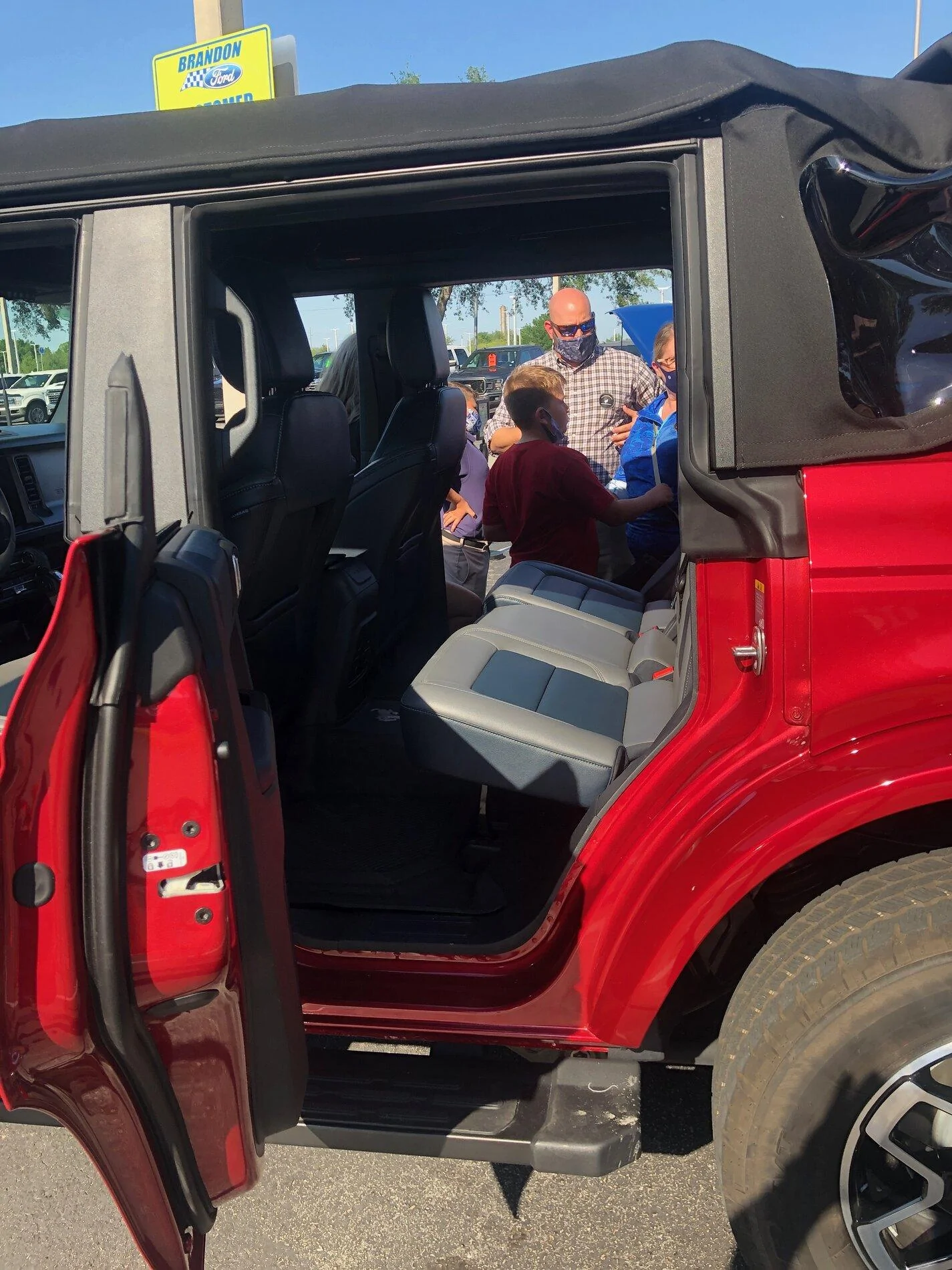 Ford Bronco Is my interior correct on build? IMG_0044