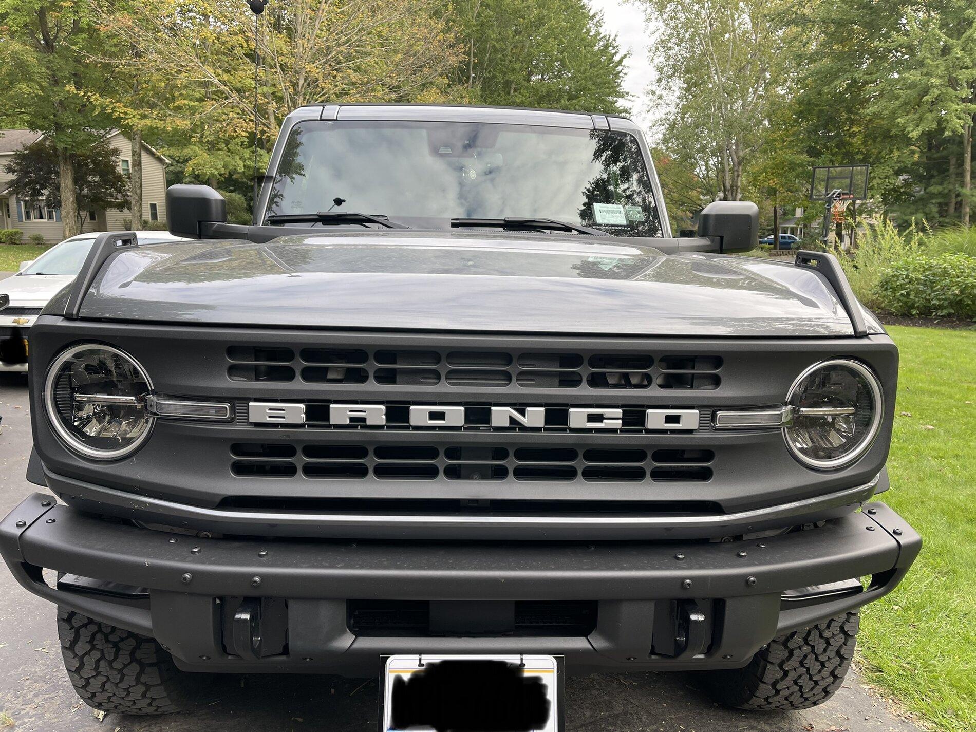 Ford Bronco CARBONIZED GRAY Bronco Club 7B9A1DAA-D3B2-41FF-9D2B-1A4F6EBB2D40