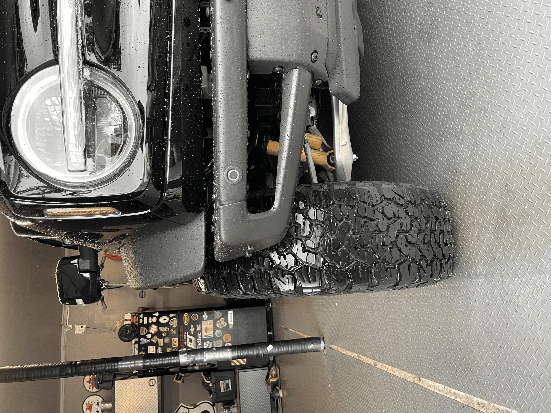 Ford Bronco AMB OBX SAS on 1" Zone Level Kit, 35" K02 Tires, SCS Ray 10 Wheels tempImage3KMDc