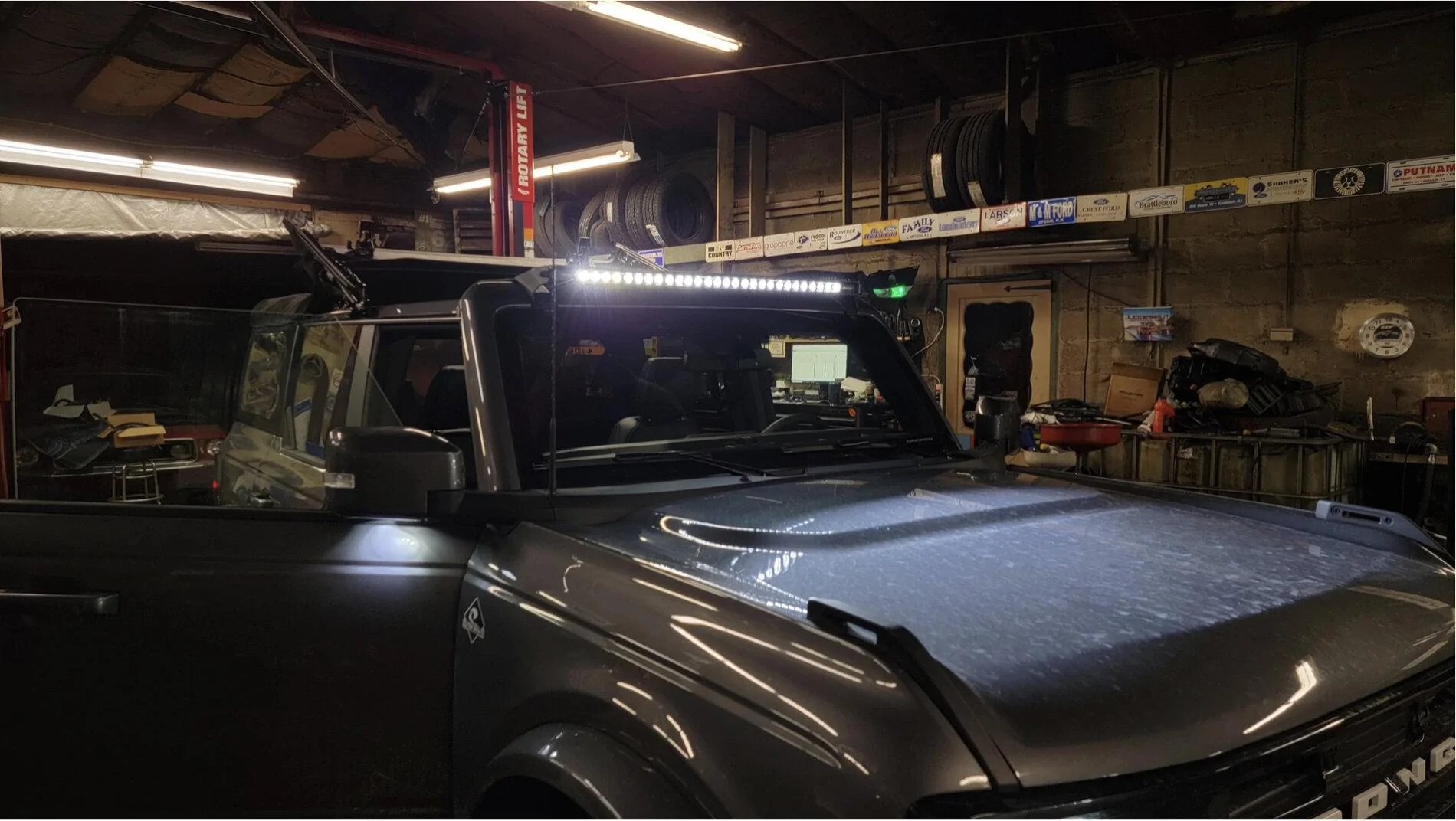 Ford Bronco Light bar install, using roof pre-wiring 1633022769089