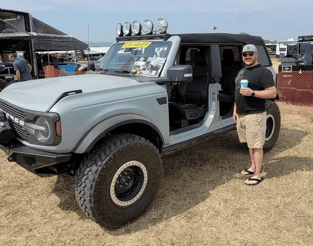 Ford Bronco Safari Style Light Bars? 1633041024020