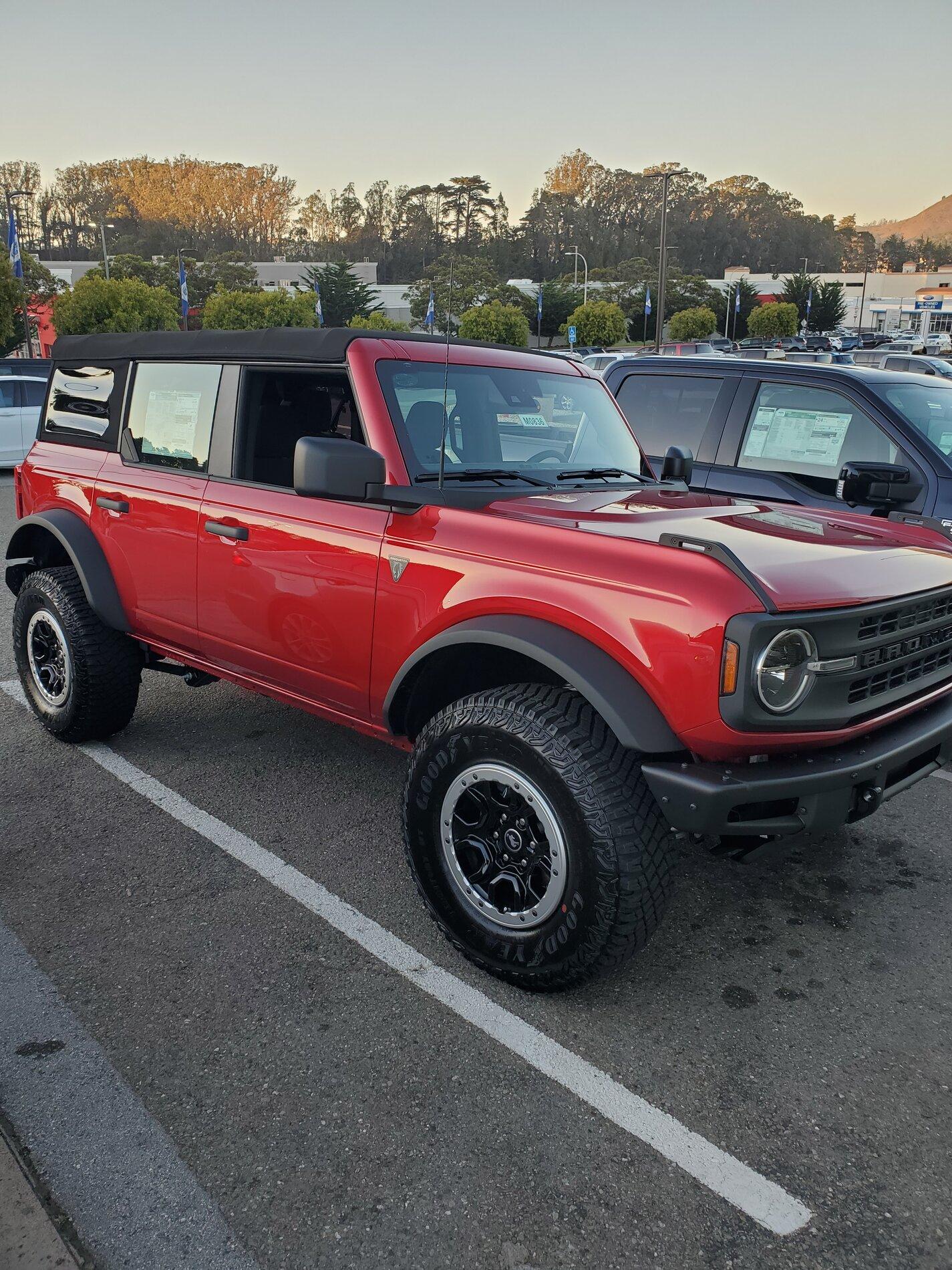 Ford Bronco Delivered! Just waiting for a quick wash. 20210930_183151