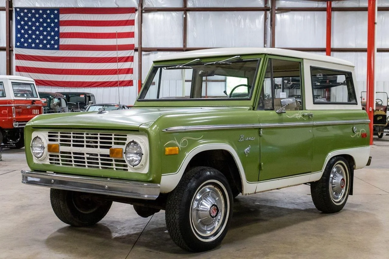 Ford Bronco ERUPTION GREEN Bronco Club 1975-ford-bronco.jpeg