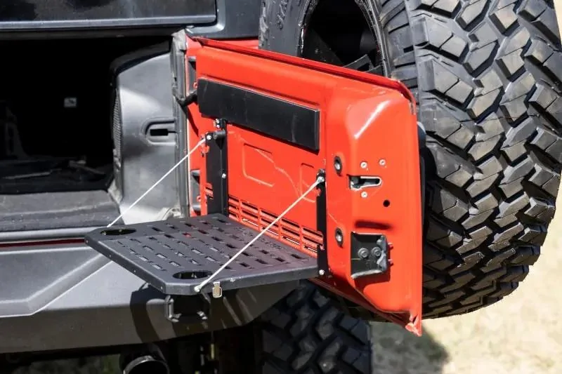 Ford Bronco 2021 Bronco Rough Country Fold-Out Tailgate Table 10630 RCS10630 2021 Bronco Rough Country Tailgate Table 05
