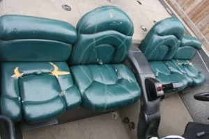 Ford Bronco MGV Problem? theboatseatstore_the_old_boat_%20seats[1]
