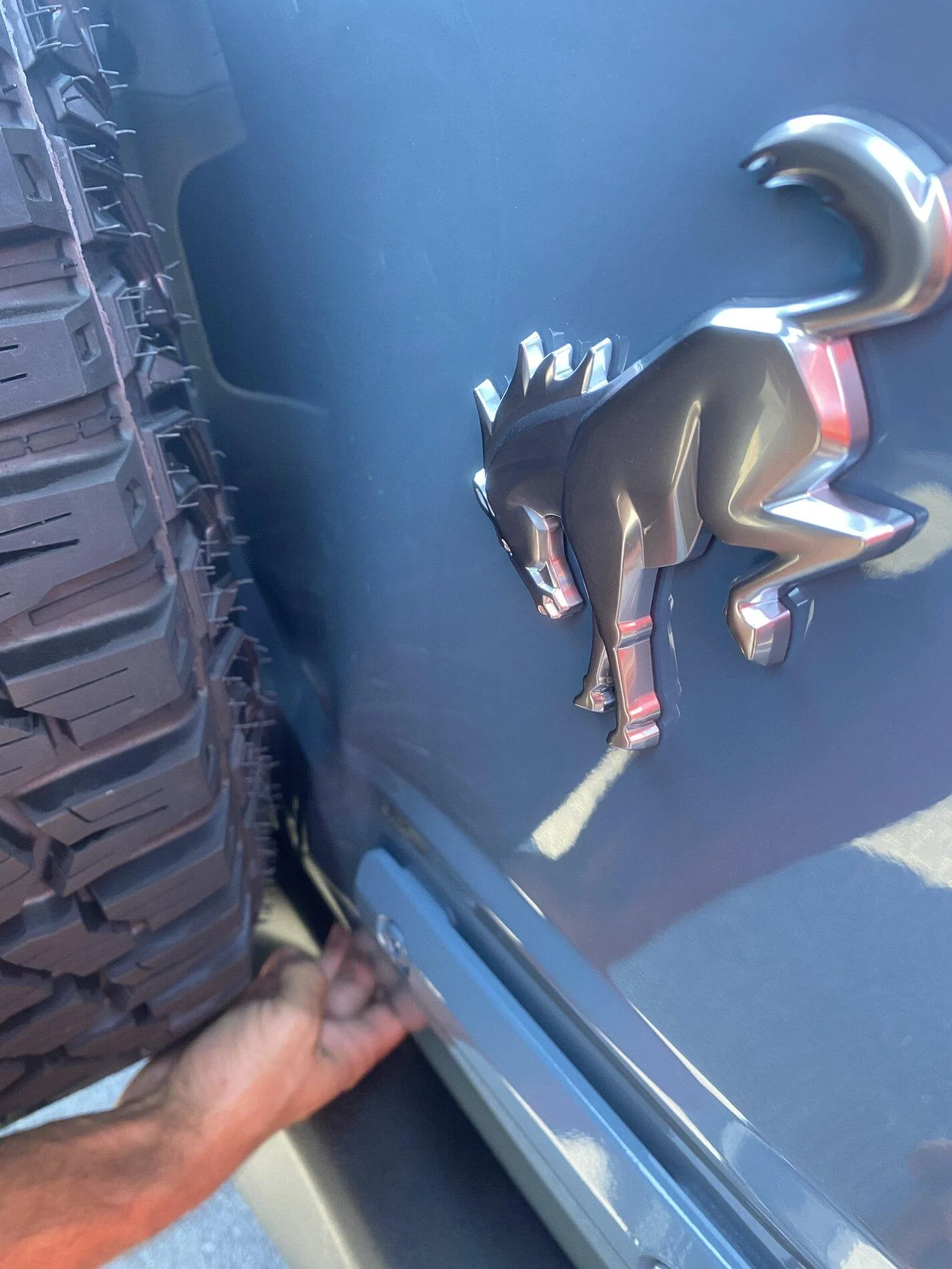 Ford Bronco My Bronco arrived damaged. It tried to buck its way out of the train transport last week. 😖 363F2B0D-B2D2-4991-BCB9-3CCE4928A790