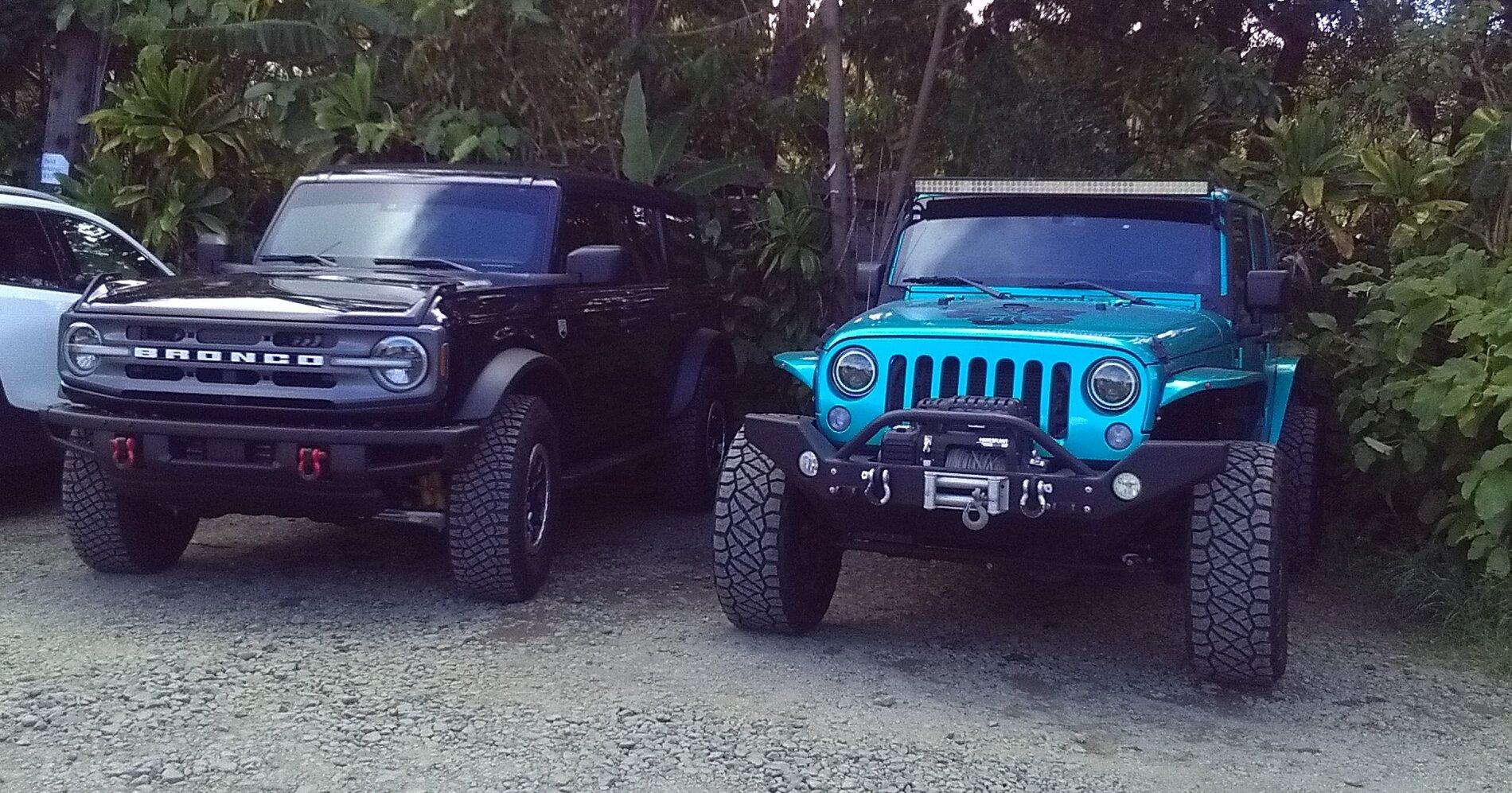 Ford Bronco Bronco | Wranglers - Side-by-Side KIMG0002.JPG