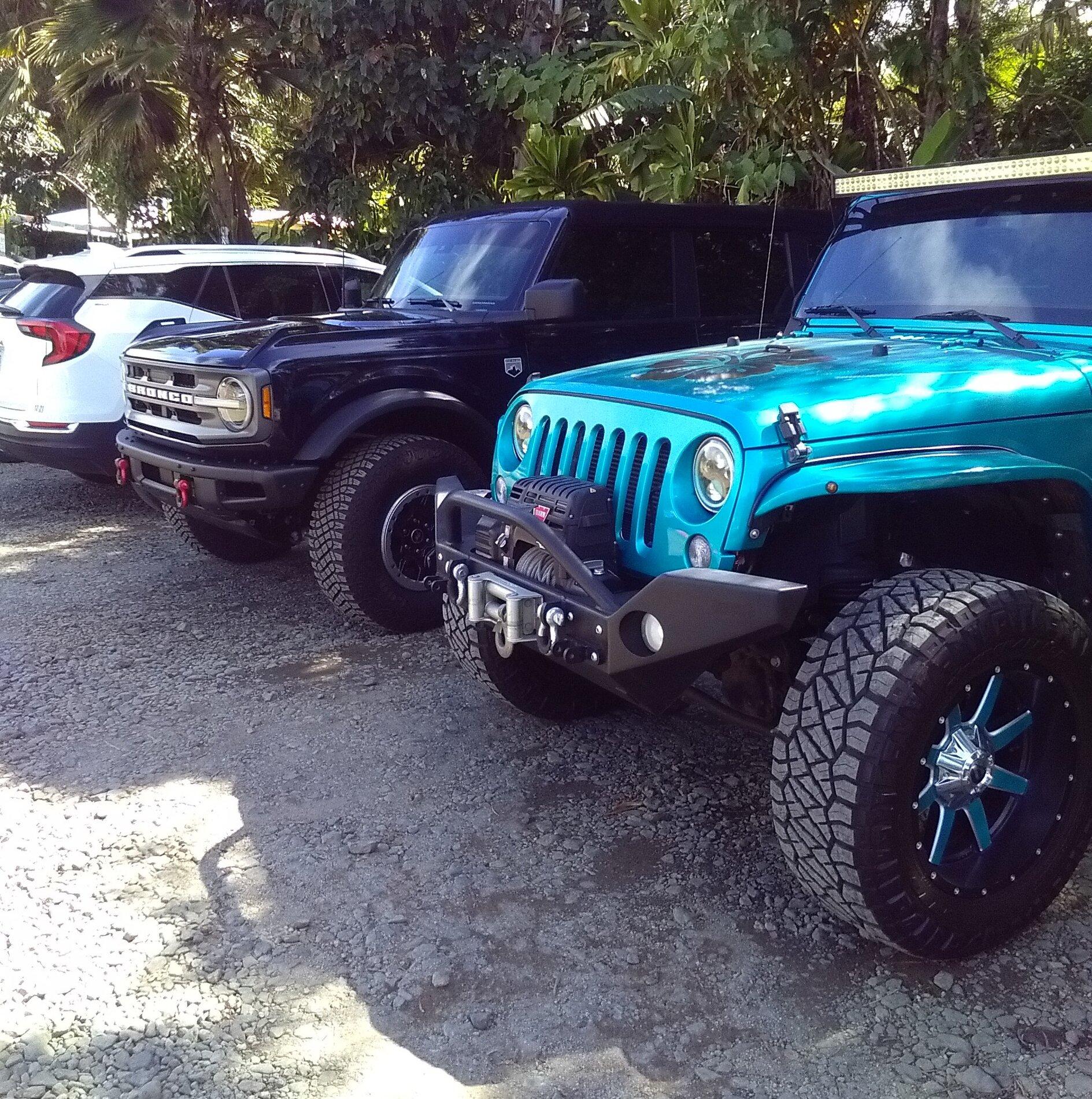 Ford Bronco Bronco | Wranglers - Side-by-Side KIMG0003.JPG