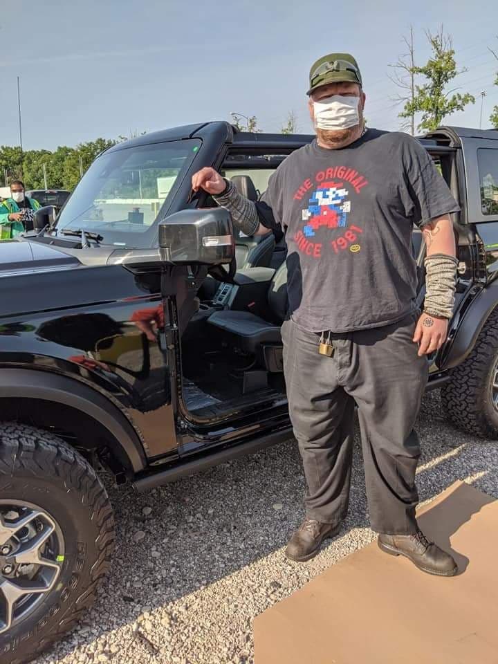 Ford Bronco Is the Bronco really this big? 107907173_312963213174665_1348903921335703399_n